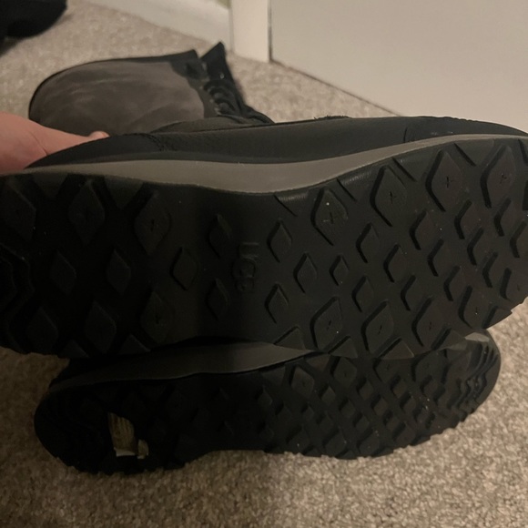 Ugg Adirondack Tall - Picture 4 of 6